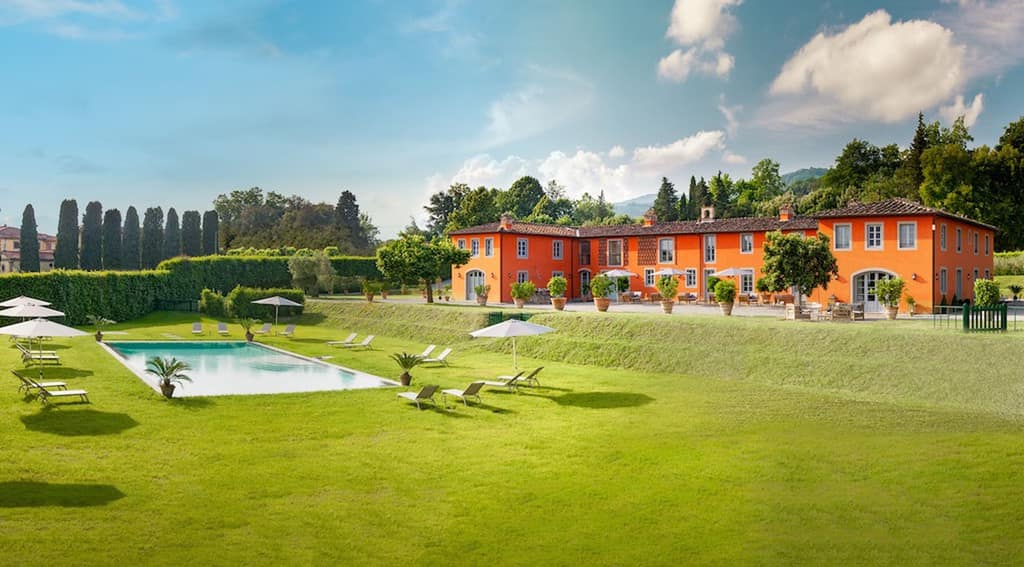 Stunning Luxury Villa with Pool 2