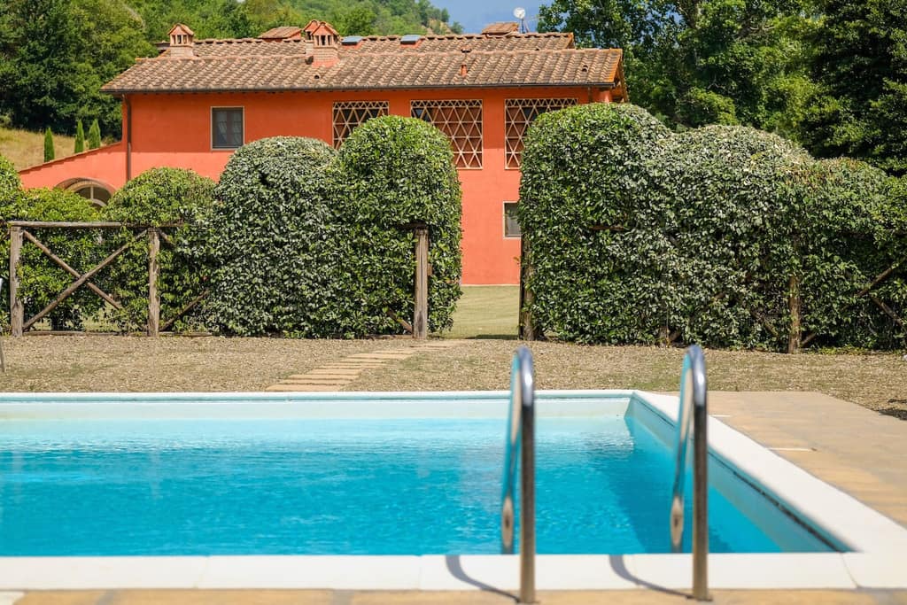 Villa Casa Rossa in a Scenic Place 3